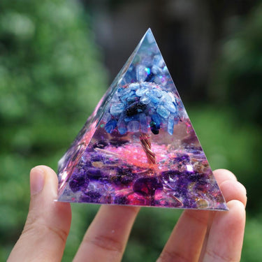 #231-Handmade Kyanite & Amethyst TREE of LIFE ' BALANCE YOUR YIN/YANG ' ORGONITE Pyramid
